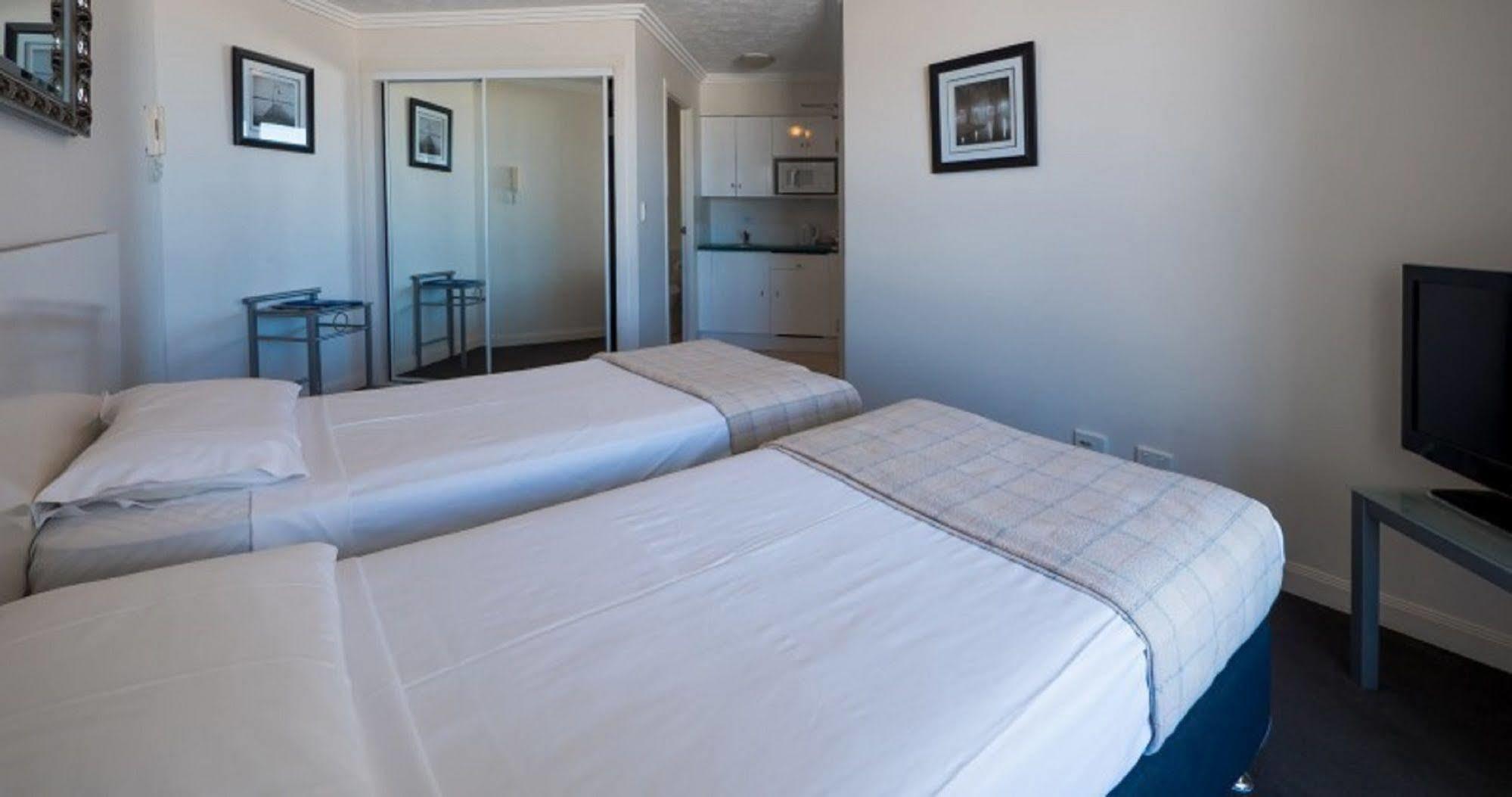 Regency On The Beach Gold Coast Exterior photo